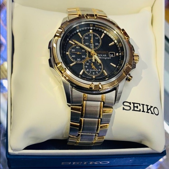 Seiko | Accessories | Seiko V72aj0 Solar Chronograph Twotone Watch |  Poshmark